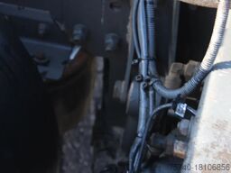 DAF CF 85.460 8X4 + 30  TON VDL hook + euro 5