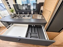 FENDT Apero Activ 560 SKM Klimaanlage Truma Aventa Com