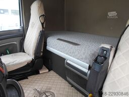 DAF XF 105.460 6x2 CENTINA + SPONDA