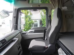 MAN TGX 35.580 E6 8x4 /4 / 23 EPAL tarpaulin