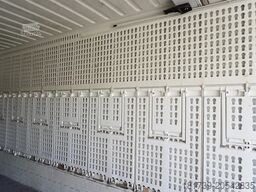 Mercedes-Benz Actros 2545 MP5 / KRONE 18 EPAL box body