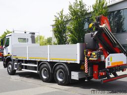 Mercedes-Benz Arocs 2633 flatbed truck / Crane FASSI