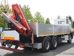 Mercedes-Benz Arocs 2633 flatbed truck / Crane FASSI