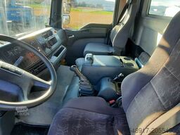 MAN TGM 18.240PS 4x2 3.S-Kipper mit Kran