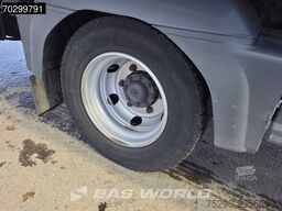 Mercedes Atego 818 4X2 8tonner Automatic 1000kg Ladebord...