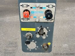 KEMPF PA 27 3.Achs Containerah./elek. Schlitten lift