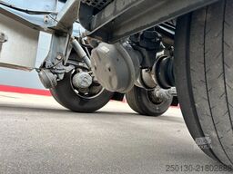 KEMPF PA 27 3.Achs Containerah./elek. Schlitten lift