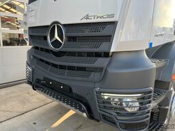Mercedes-Benz Actros 4048 S 6x4 Tractor Head