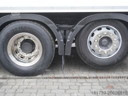 Volvo FH 420 6×2 / Krone refrigerator 19 EPAL