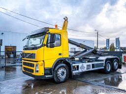 VOLVO FM400-6x2-E5 + VDL 20 T.