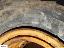 Tires and rims for Volvo A40