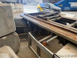 HFR hook lift trailer with tipper