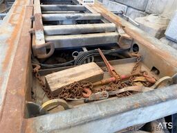 HFR hook lift trailer with tipper