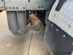 Mercedes-Benz ATEGO 2528 6x2 HAAK + KRAAN