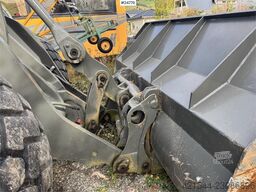 Volvo L120D Wheel Loader with Bucket
