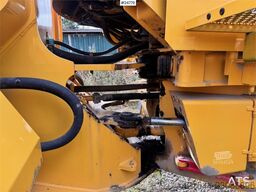 Volvo L120D Wheel Loader with Bucket