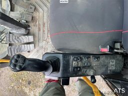 Volvo EW160E Wheeled Excavator with Rototilt and Grading