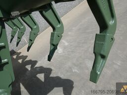 Caterpillar 130G Ex-army