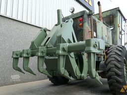 Caterpillar 130G Ex-army