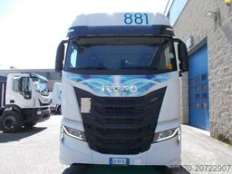 IVECO S-WAY AS440S46T/P LNG