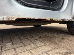 VW Transporter **AUTOMATIC-AIRCO**
