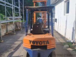 Toyota 02-5FD20