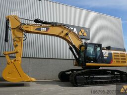 Caterpillar 352F