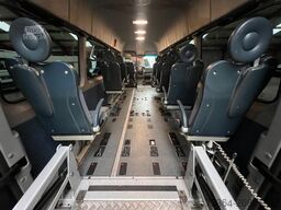 VOLKSWAGEN Crafter 2.5 TDi Maxi 9Sitze + Lift ENGINE BROKEN