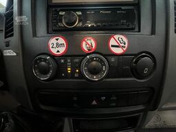 VOLKSWAGEN Crafter 2.5 TDi Maxi 9Sitze + Lift ENGINE BROKEN