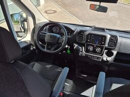 PEUGEOT Boxer  Hochraum 9 Sitzer L3H2 verglast BlueHDi