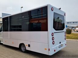 MERCEDES-BENZ 30 Sitzer Schul- Transferbus 519 Vorlauffahrzeug