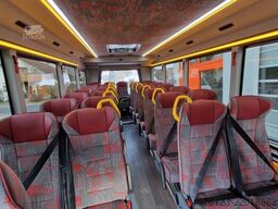 MERCEDES-BENZ 30 Sitzer Schul- Transferbus 519 Vorlauffahrzeug