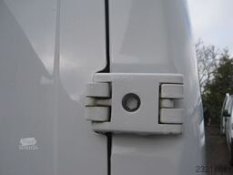 Opel Movano 2,3 D L2H2 Schwingsitz 270° Türen