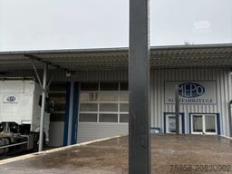 Krone Plattform 7,45m mit Steckrungen mittig