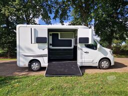 Renault Master Demo S3 Anemone paardenwagen Pro-Safety ...