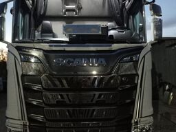 SCANIA S 520