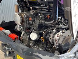 BOBCAT L 85  Radlader  -  Breitreifen - EDITION