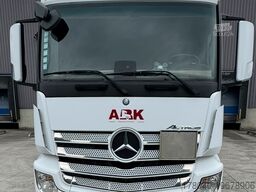 Mercedes-Benz Actros 1946