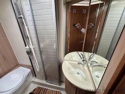 BÜRSTNER Ixeo T 664 Solar+Markise+Wechselr.+Hubbett