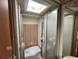 BÜRSTNER Ixeo T 664 Solar+Markise+Wechselr.+Hubbett