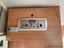 BÜRSTNER Ixeo T 664 Solar+Markise+Wechselr.+Hubbett