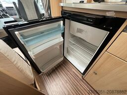 SUNLIGHT T58 Solar+Markise+AHK+TV+Fahrradträger