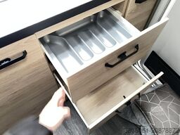 WEINSBERG CaraOne 390 PUH  MJ 26+Pano+1500kg+Therme+Dusche