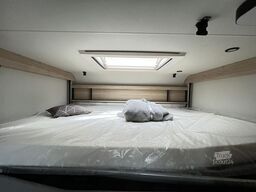 WEINSBERG CaraOne 390 PUH  MJ 26+Pano+1500kg+Therme+Dusche