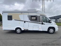 CARADO T 345 Solar+Markise+TV+AHK+Fahrradträger