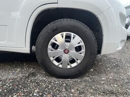 CARADO T 345 Solar+Markise+TV+AHK+Fahrradträger