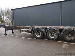 D-tec Extendable container transport trailer