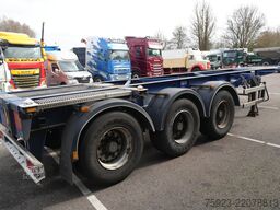 D-tec Container transport trailer ADR 30FT