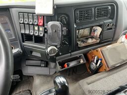 Renault Premium 370