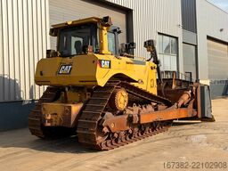 Caterpillar D8T